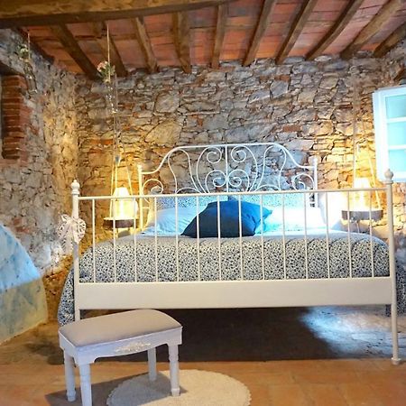 Апартаменты Agriturismo Le Vallilunghe Лукка Экстерьер фото