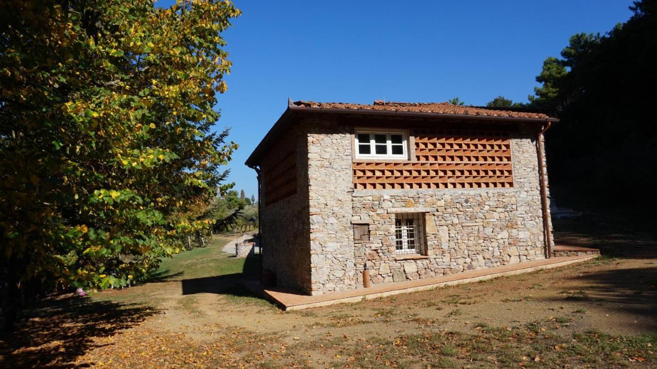 Апартаменты Agriturismo Le Vallilunghe Лукка Экстерьер фото
